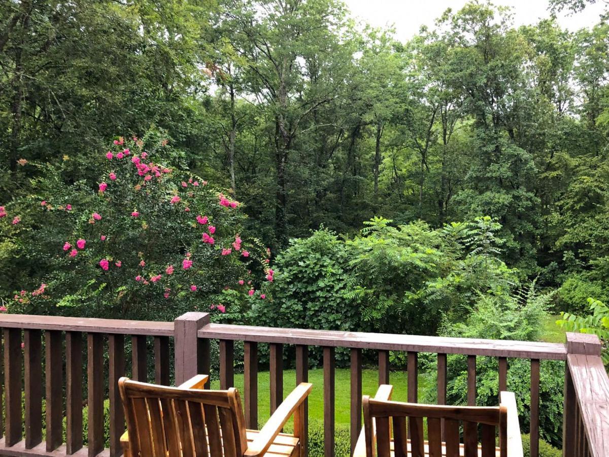 Luxury Pearcy Cabin With 5 Private Acres And Hot Tub! エクステリア 写真