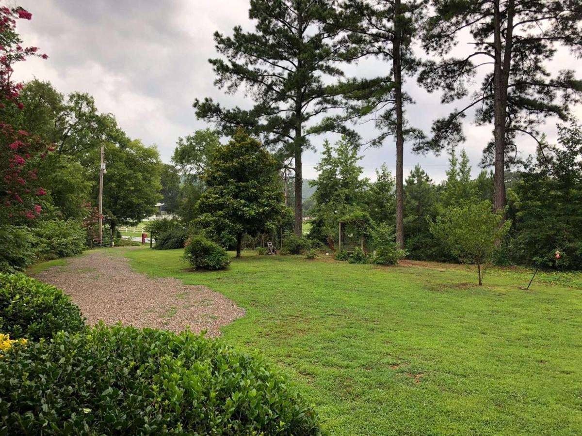 Luxury Pearcy Cabin With 5 Private Acres And Hot Tub! エクステリア 写真