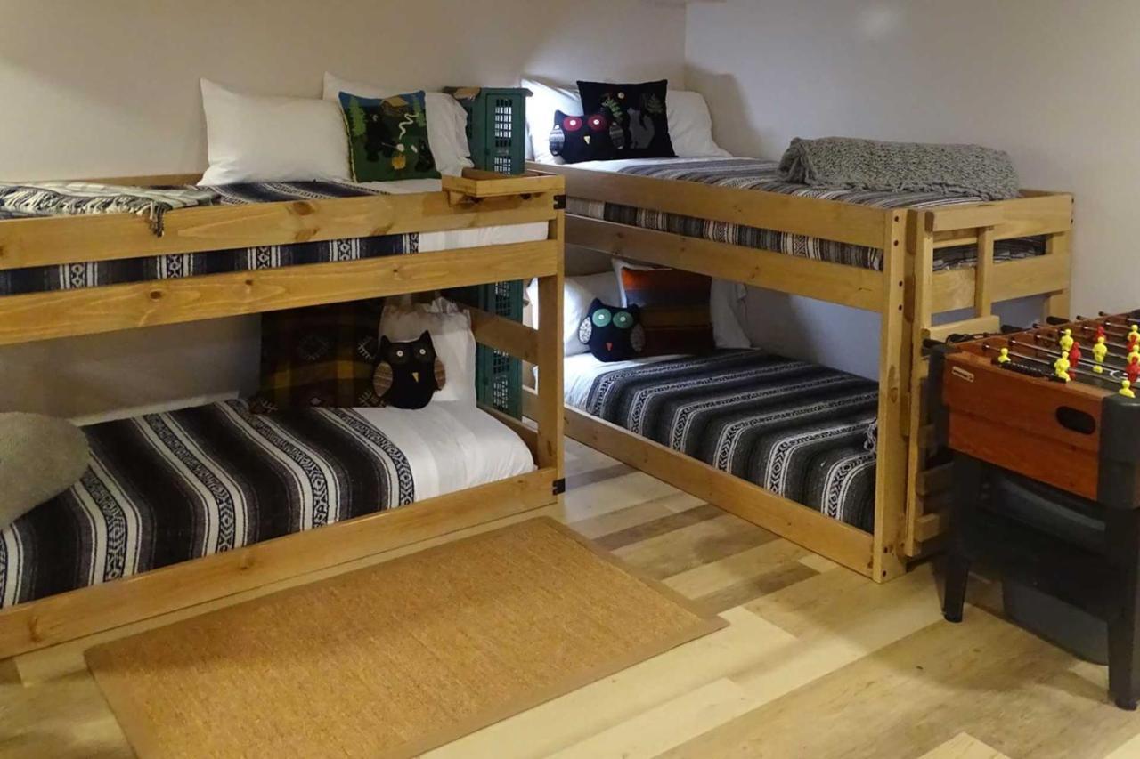 Luxury Pearcy Cabin With 5 Private Acres And Hot Tub! エクステリア 写真